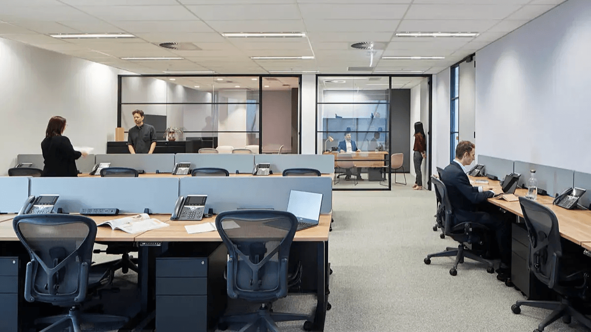 Best 24/7 Coworking Spaces in Riyadh for Night Owls and Remote Teams